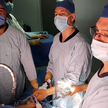 Slider image (6) Dr. Cristobal Garza - Bariatric Surgeon in Mexico